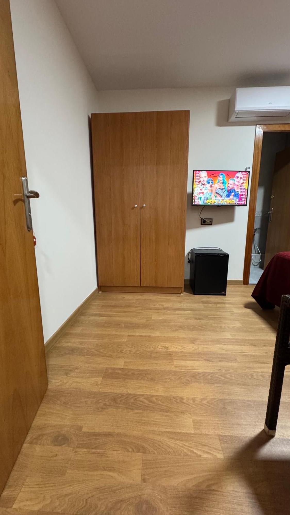 Hostal Madrazo Barcelona Buitenkant foto